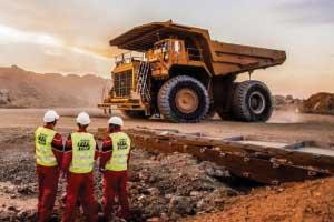 چین برای تأمین منابع معادن جهان را تصاحب می‌کند